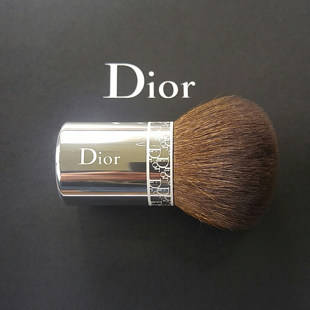 Dior Large Kabuki brush